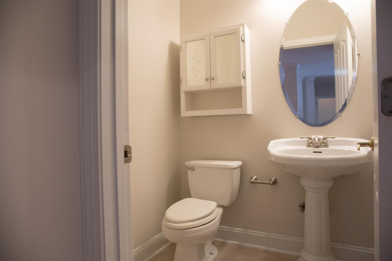 4002 Edenborough Dr. Photo 17