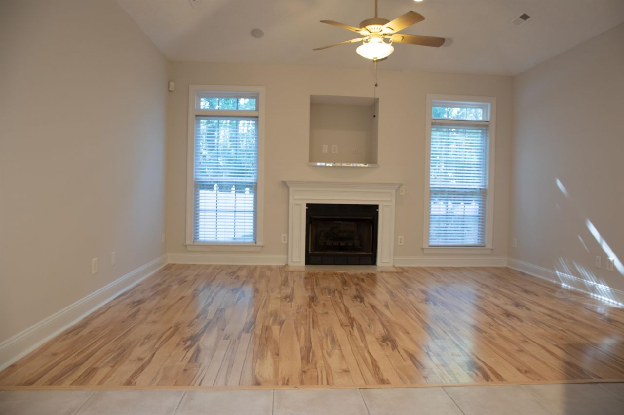 4002 Edenborough Dr. Photo 7