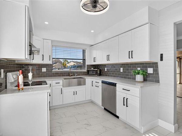 1209 SE 8th ST, Unit 111, CAPE CORAL, FL 33990