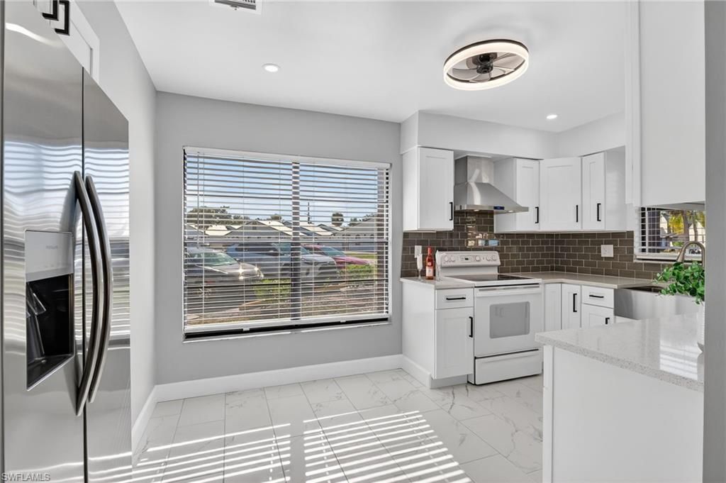 1209 SE 8th St, Unit 111, Cape Coral, FL 33990 Photo