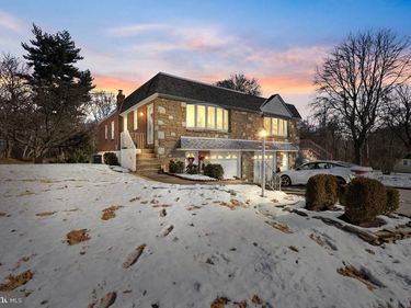 8240 NARVON STREET, PHILADELPHIA, PA 19136