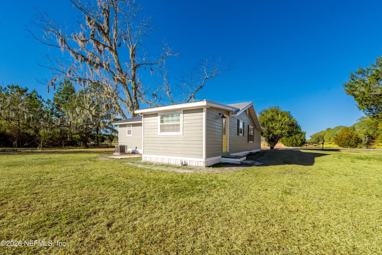 23779 NW 225a County Road, Lawtey, FL 32058 Photo