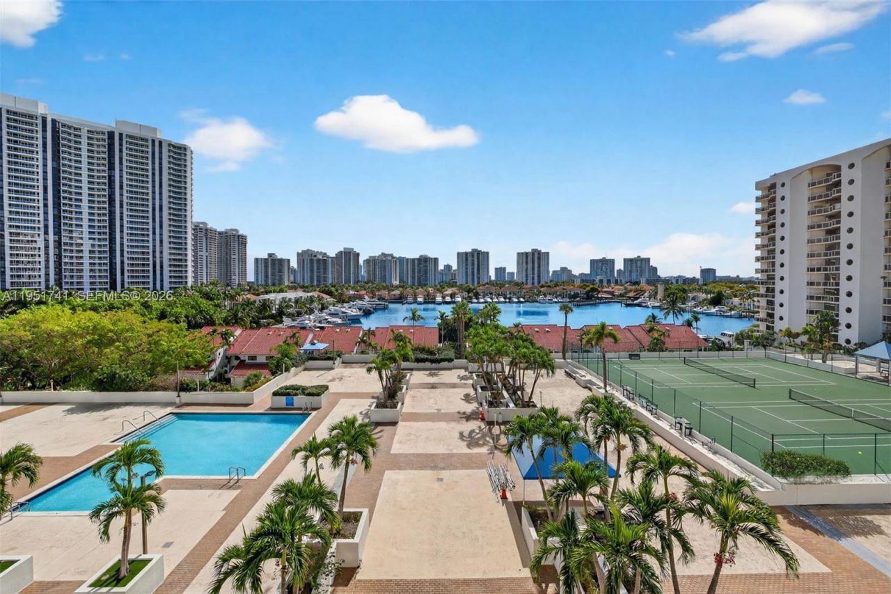3640 Yacht Club Dr, Unit 708, Aventura, FL 33180 Photo