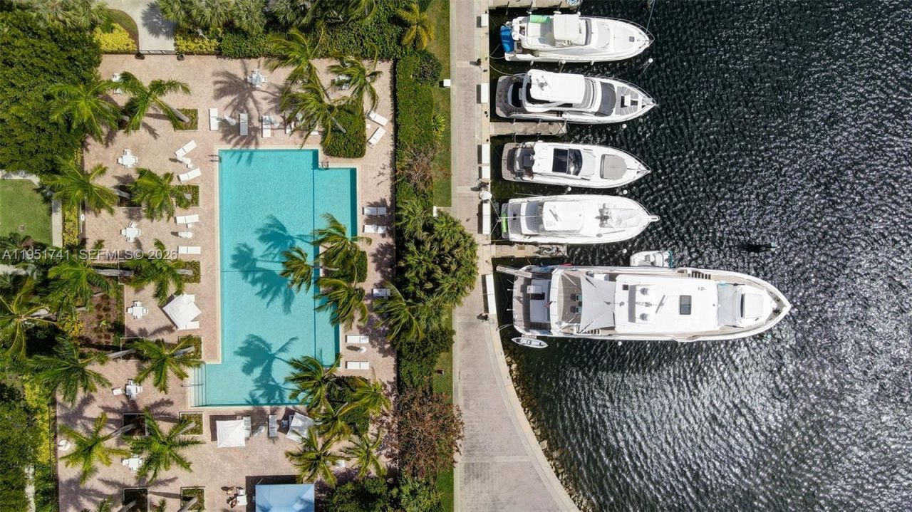 3640 Yacht Club Dr, Unit 708, Aventura, FL 33180 Photo