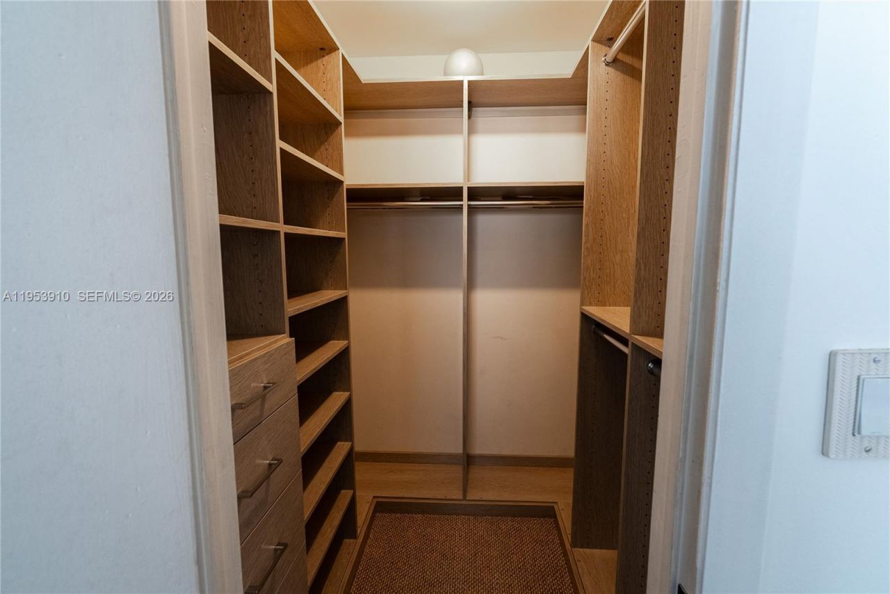 6371 Hutchinson Rd , Miami Lakes, FL 33014 Photo