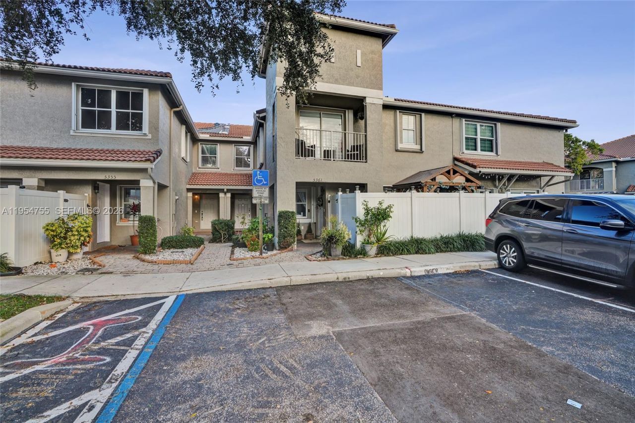 5361 SW 125th Ave, Miramar, FL 33027 Photo