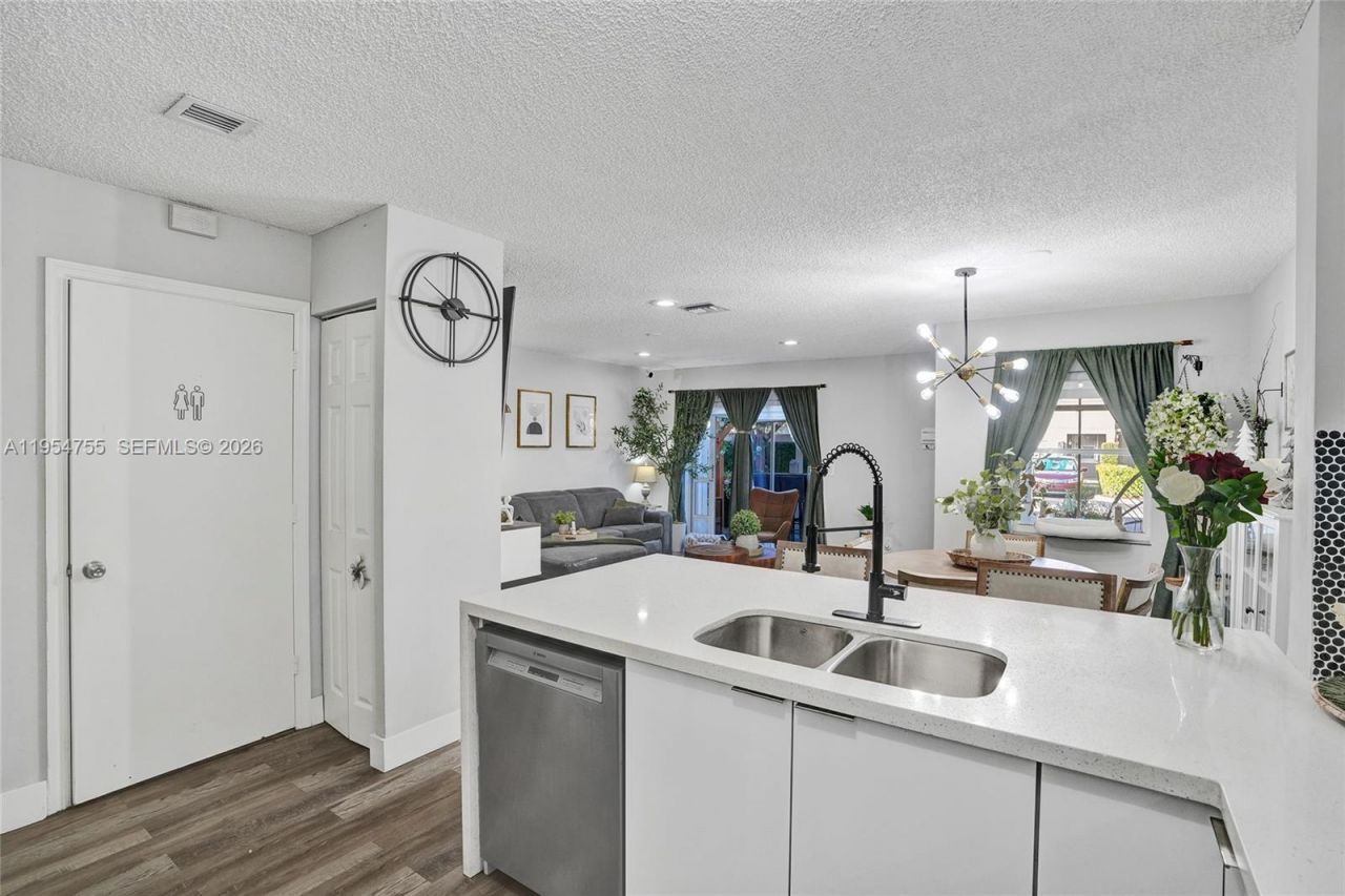 5361 SW 125th Ave, Miramar, FL 33027 Photo