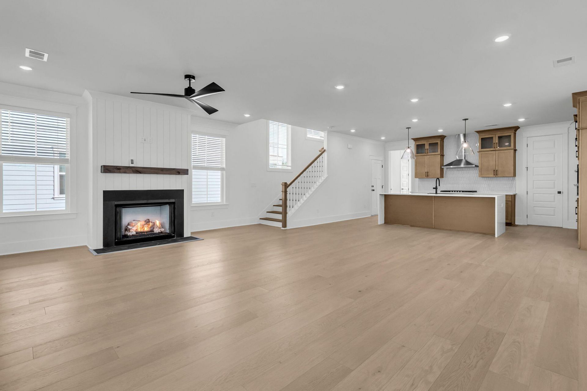 748 Minton Road Photo 10