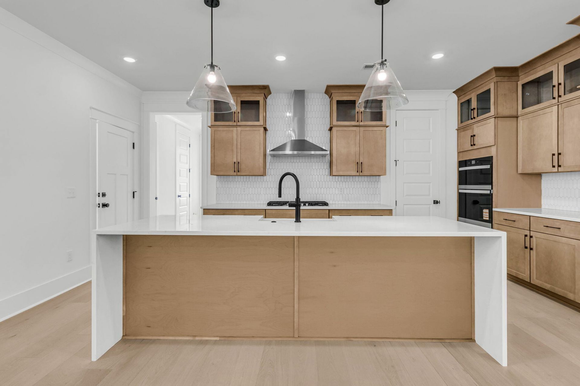 748 Minton Road Photo 7