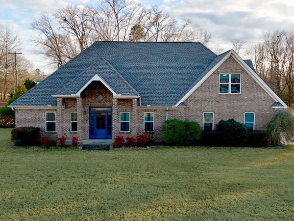 121 Crossridge Circle, Mooreville, MS 38857