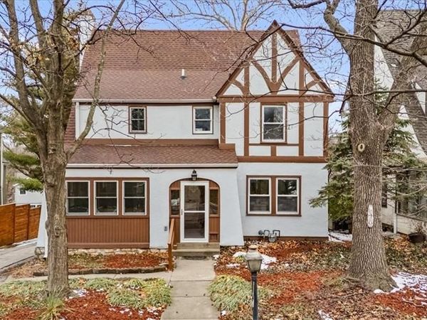 4910 State Line Road, Westwood Hills, KS 66205