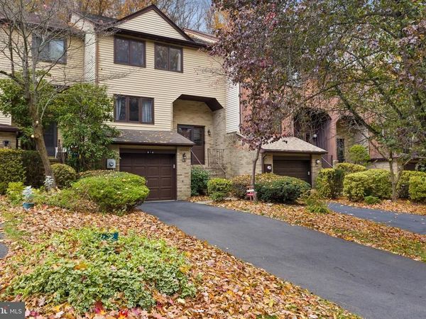 97 CONTINENTAL RD, MORRIS PLAINS, NJ 07950