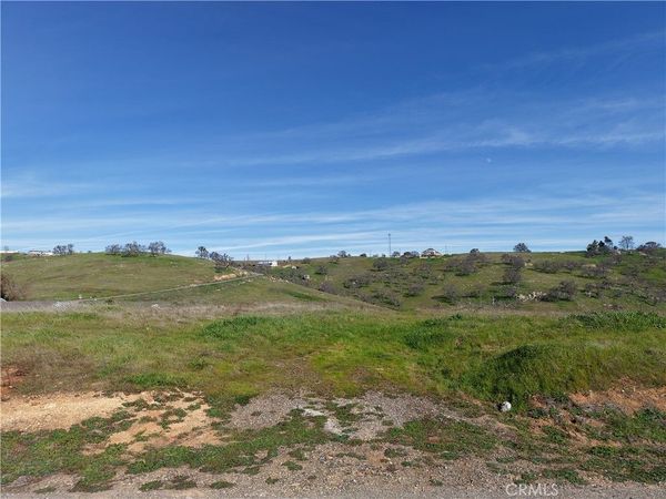 9704 Alamo Dr, La Grange, CA 95239