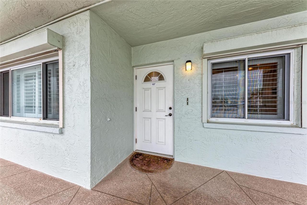 5200 Gulf Drive, Unit 107, Holmes Beach, FL 34217 Photo