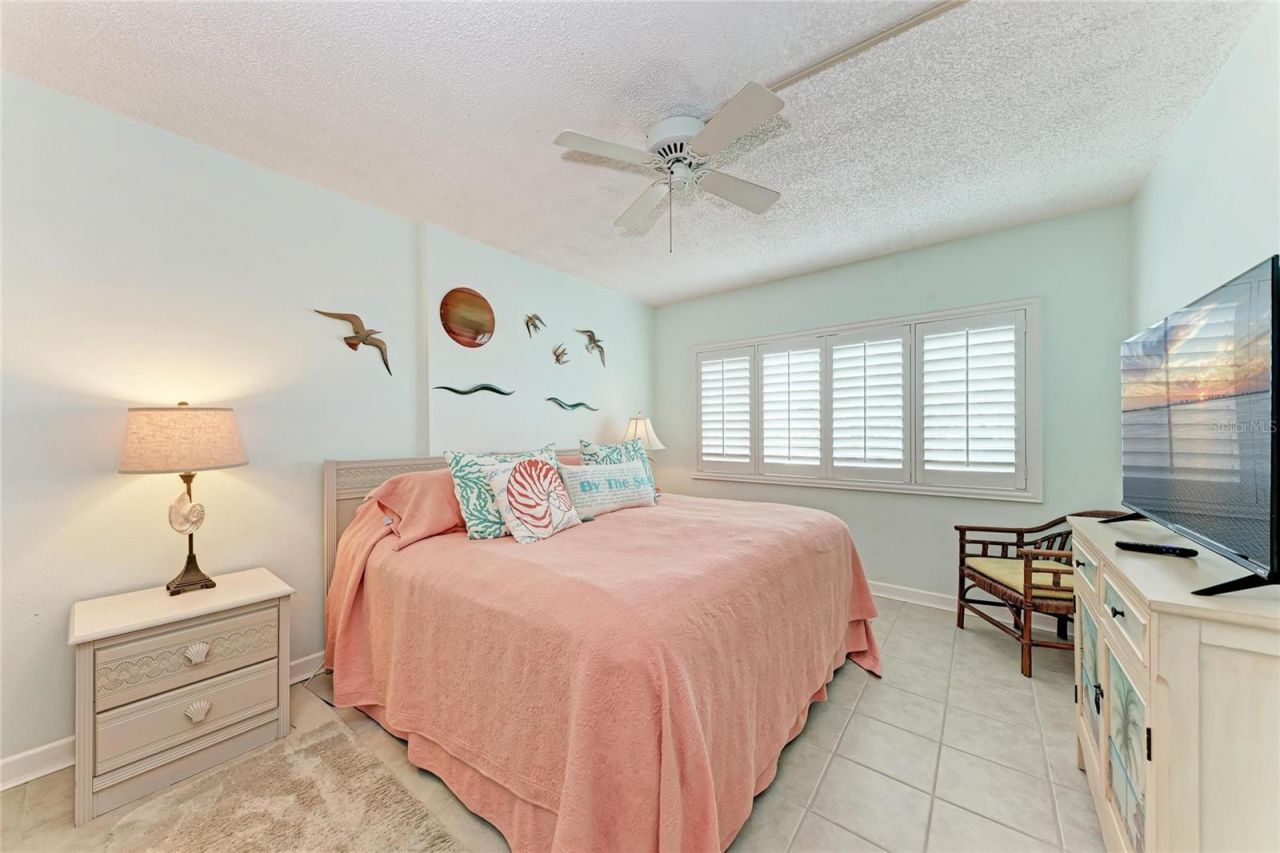 5200 Gulf Drive, Unit 107, Holmes Beach, FL 34217 Photo