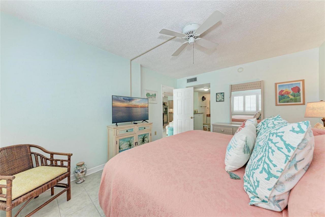 5200 Gulf Drive, Unit 107, Holmes Beach, FL 34217 Photo