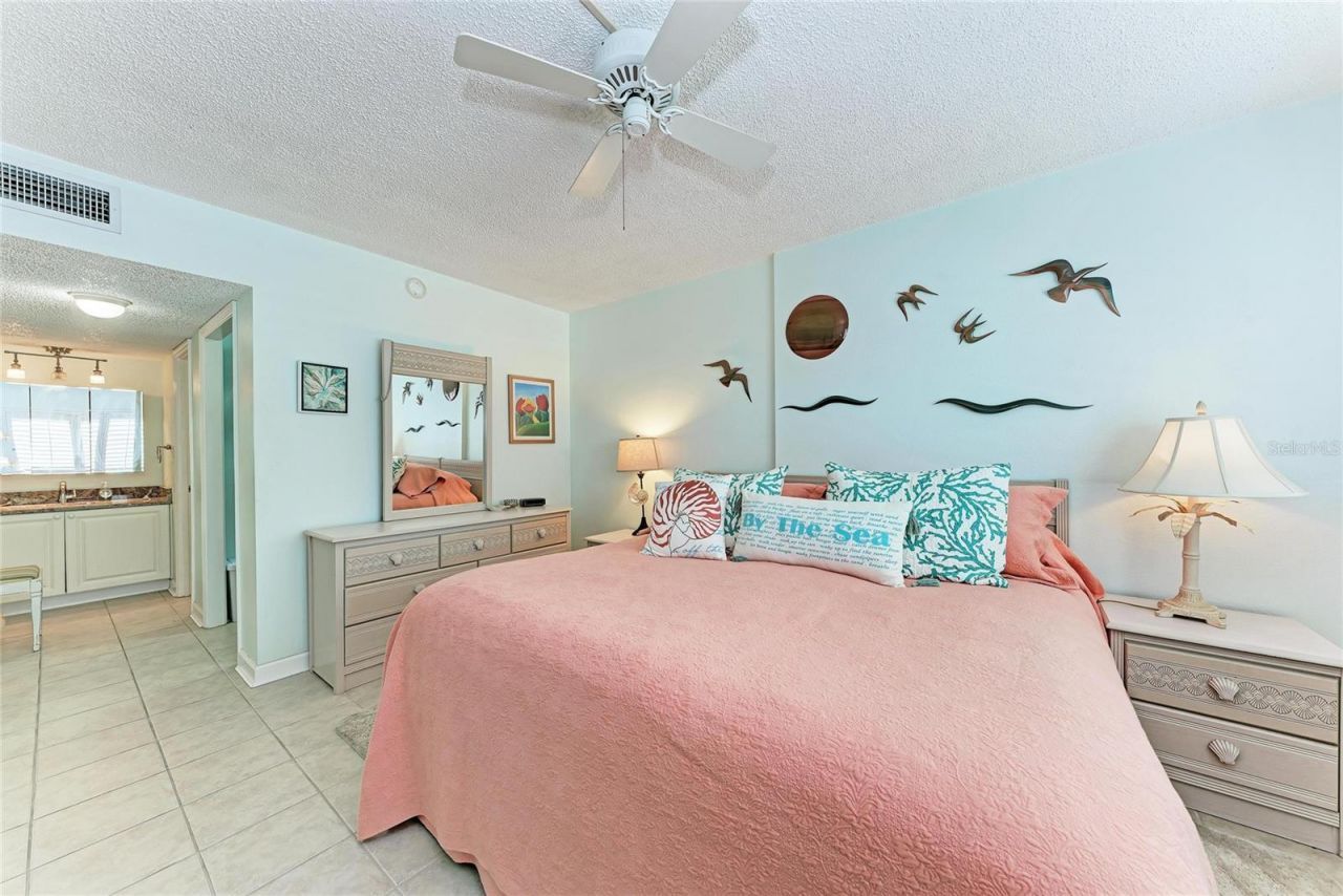 5200 Gulf Drive, Unit 107, Holmes Beach, FL 34217 Photo