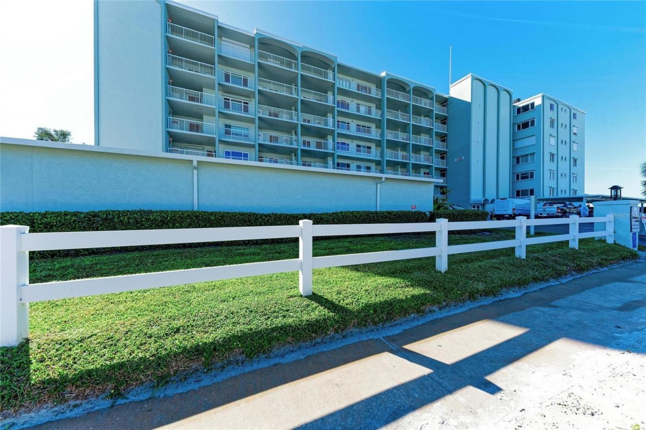 5200 Gulf Drive, Unit 107, Holmes Beach, FL 34217 Photo