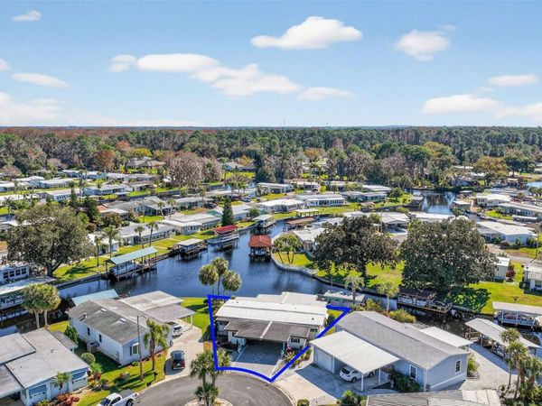 1050 SHAWN COURT, TAVARES, FL 32778