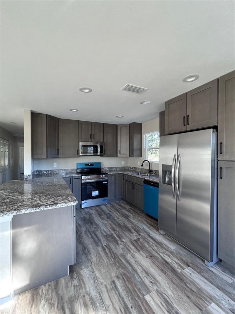 570 SW 5th Street, Lake Butler, FL 32054 Photo