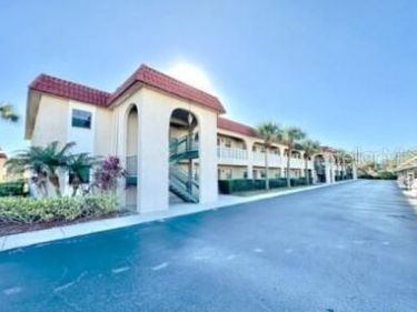 1750 BELLEAIR FOREST DRIVE, Unit A8, BELLEAIR, FL 33756