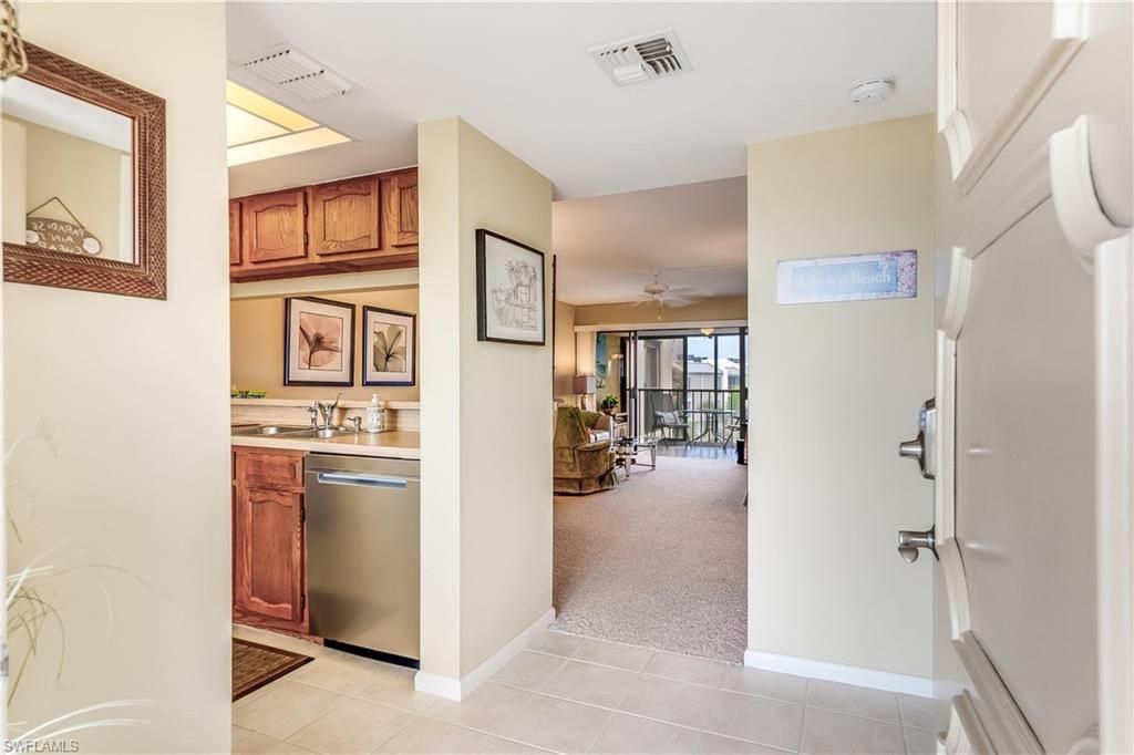 21420 Bay Village Dr, Unit 216, Fort Myers Beach, FL 33931 Photo