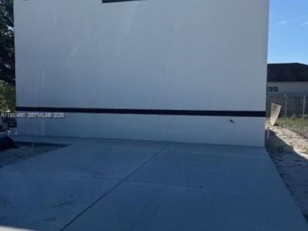 310 NW 6 st, Homestead, FL 33030