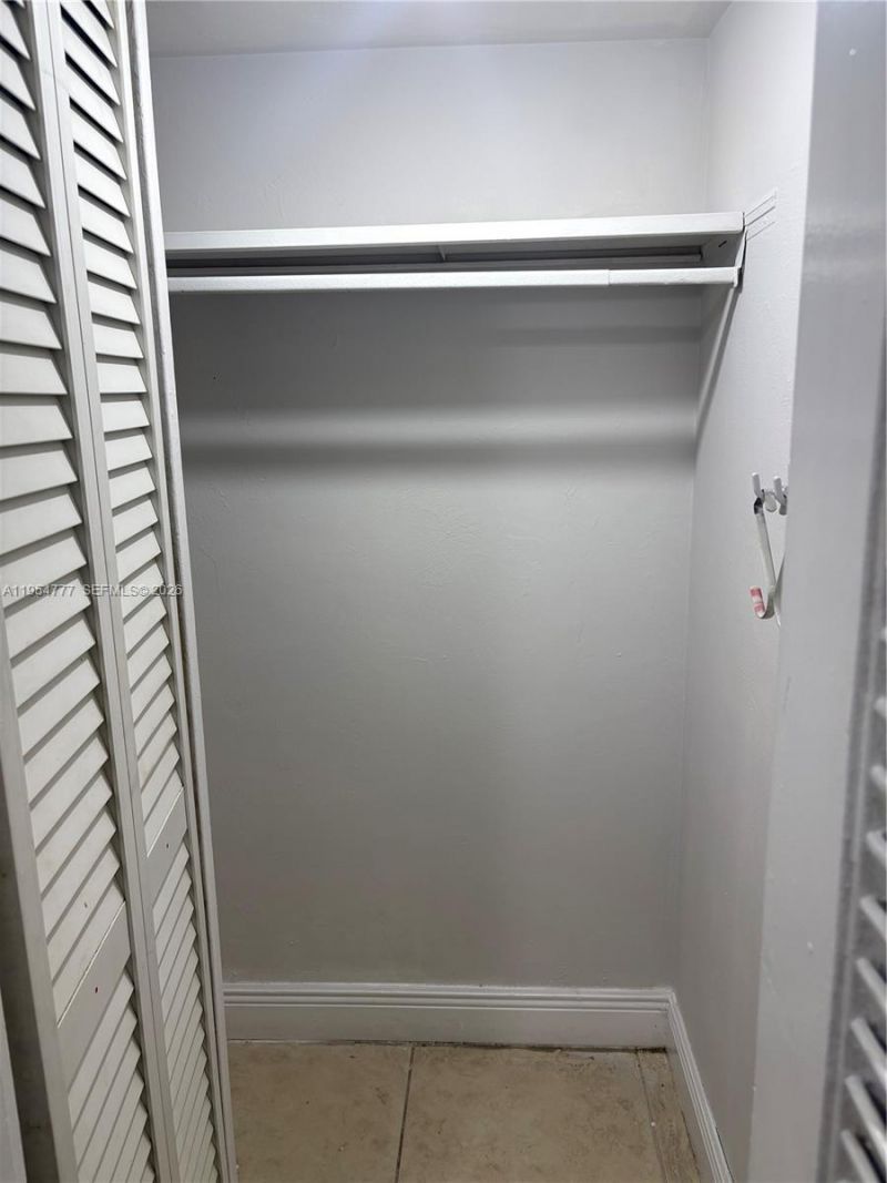 1800 Sans Souci Blvd, Unit 214, North Miami, FL 33181 Photo