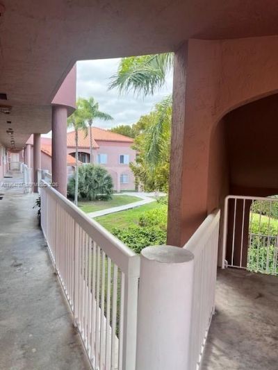 2310 W 74th St, Unit 203, Hialeah, FL 33016 Photo