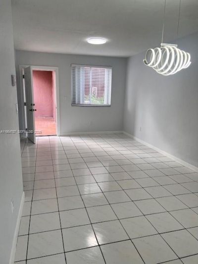 2310 W 74th St, Unit 203, Hialeah, FL 33016 Photo