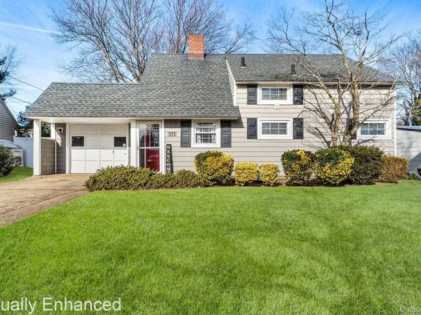 111 Stirrup Lane, Levittown, NY 11756