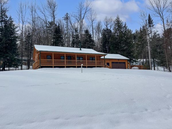 11 Amherst Lane, Haverhill, NH 03785