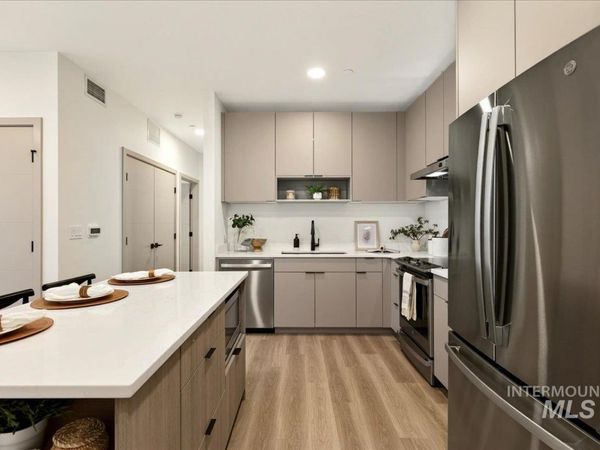 2312 S Broadway Avenue, Unit A108, Boise, ID 83706