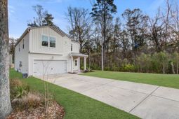 695 Jancus Street photo 4