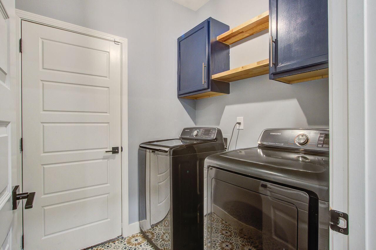 695 Jancus Street Photo 22