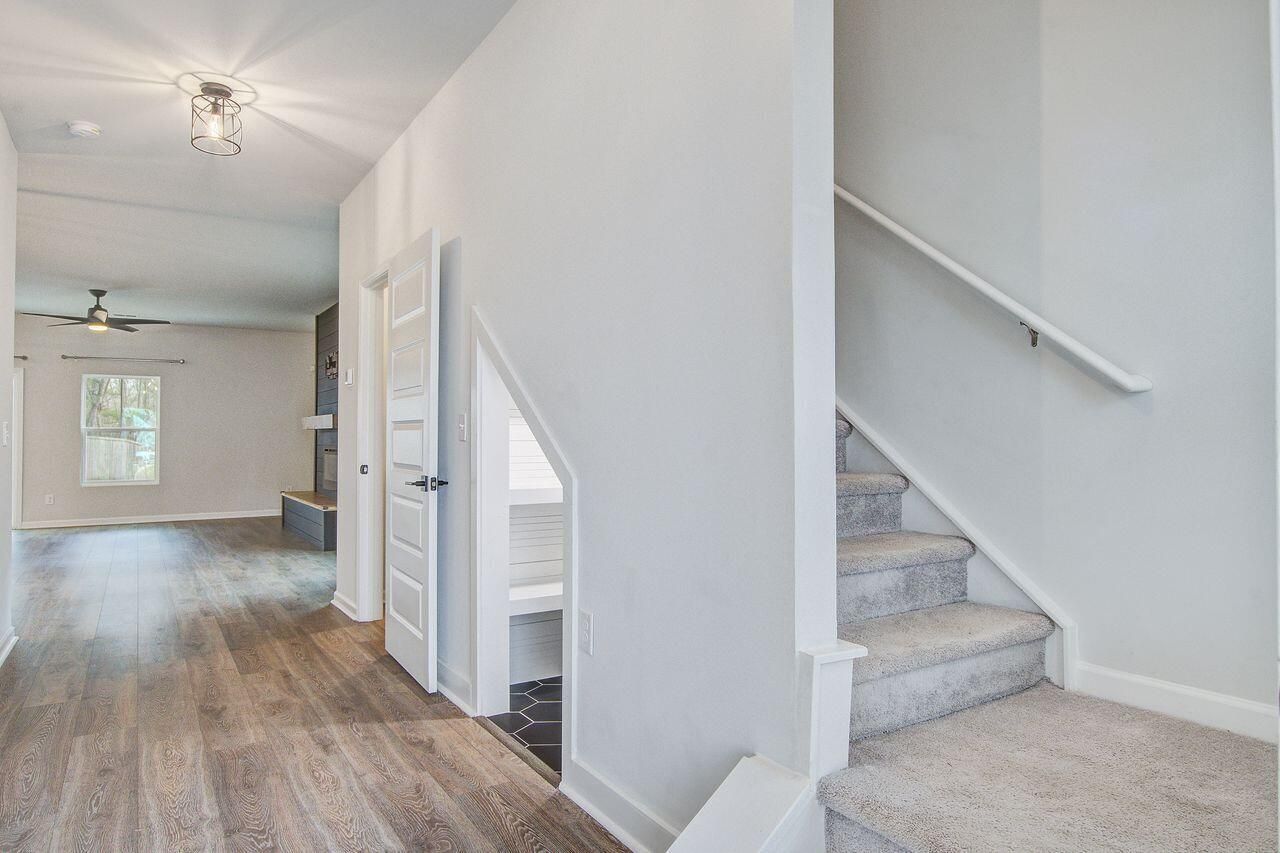 695 Jancus Street Photo 24