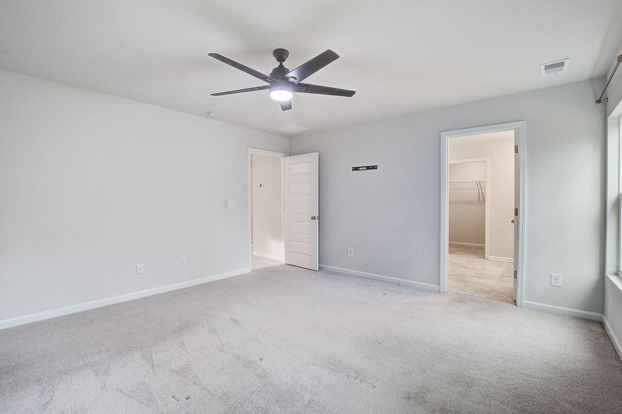 695 Jancus Street Photo 31