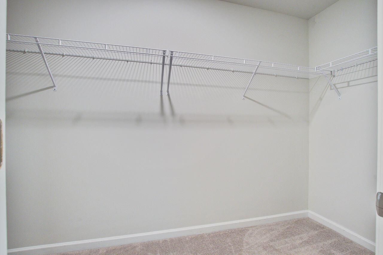 695 Jancus Street Photo 34