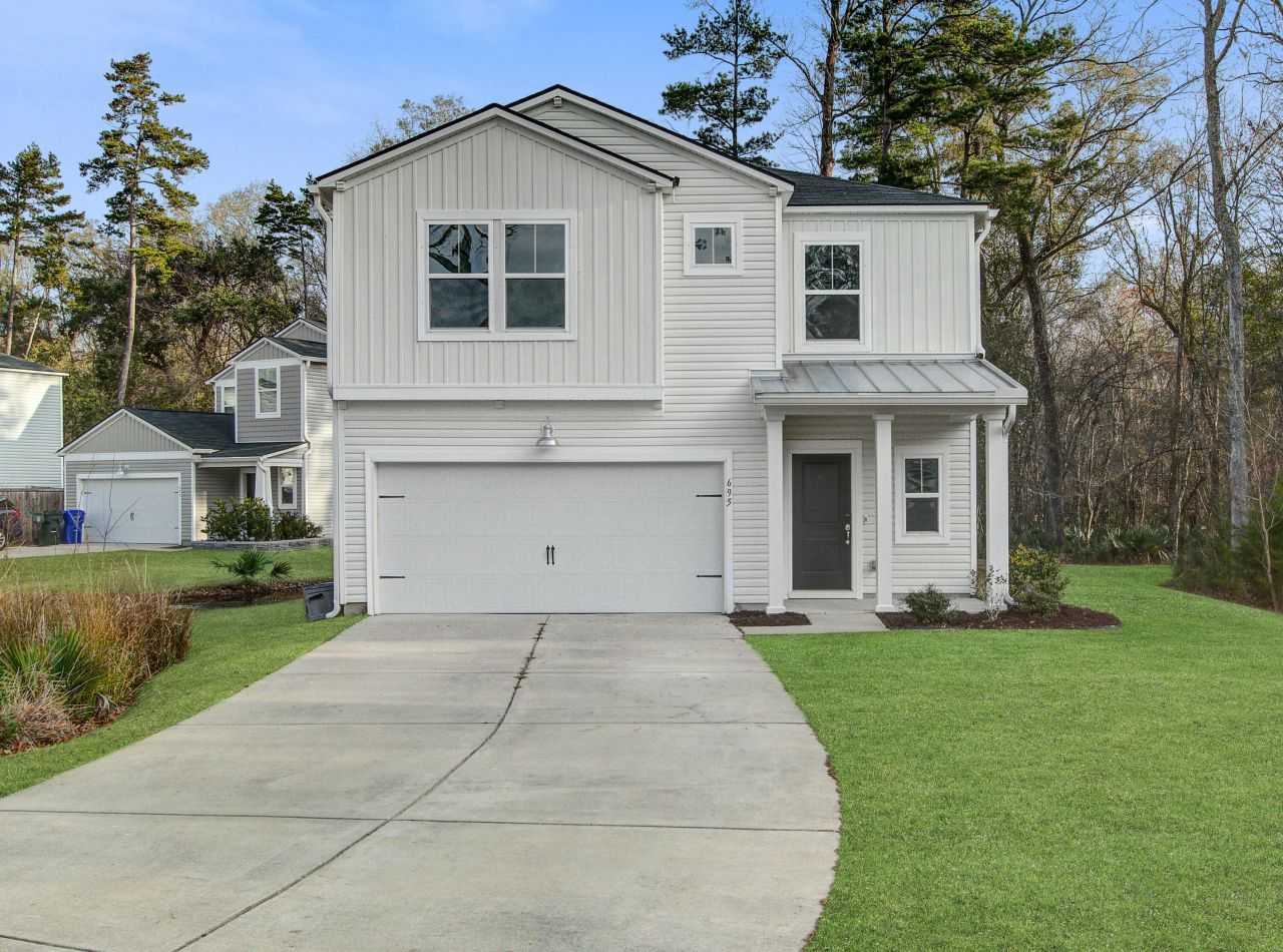 695 Jancus Street Photo 4