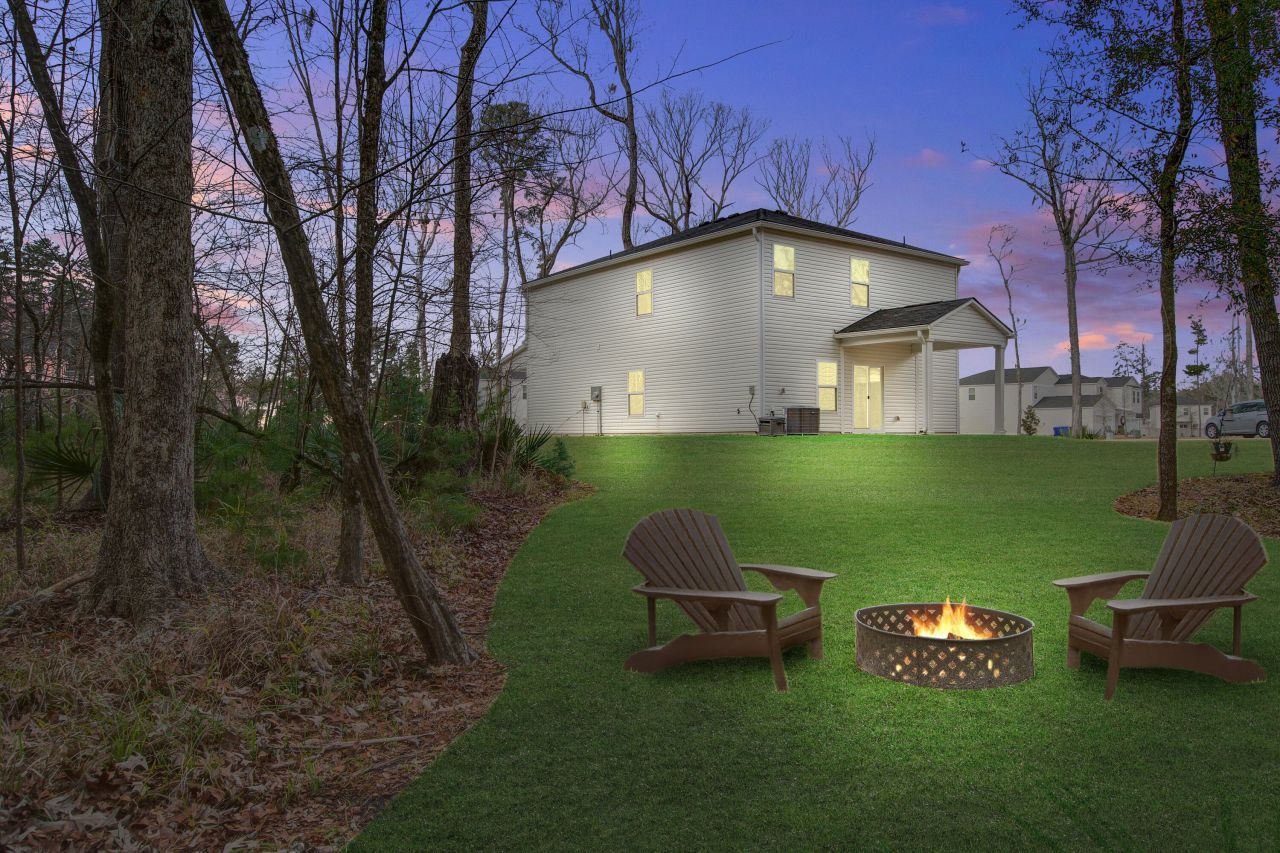 695 Jancus Street Photo 9