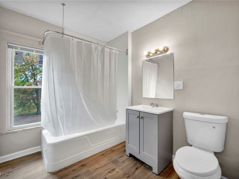 836 E 156th Street, Cleveland, OH 44110 Photo 10