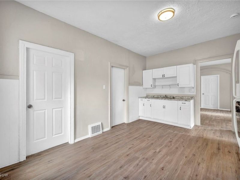 836 E 156th Street, Cleveland, OH 44110 Photo 22