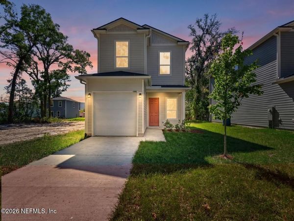 11082 PINE Street, Jacksonville, FL 32218