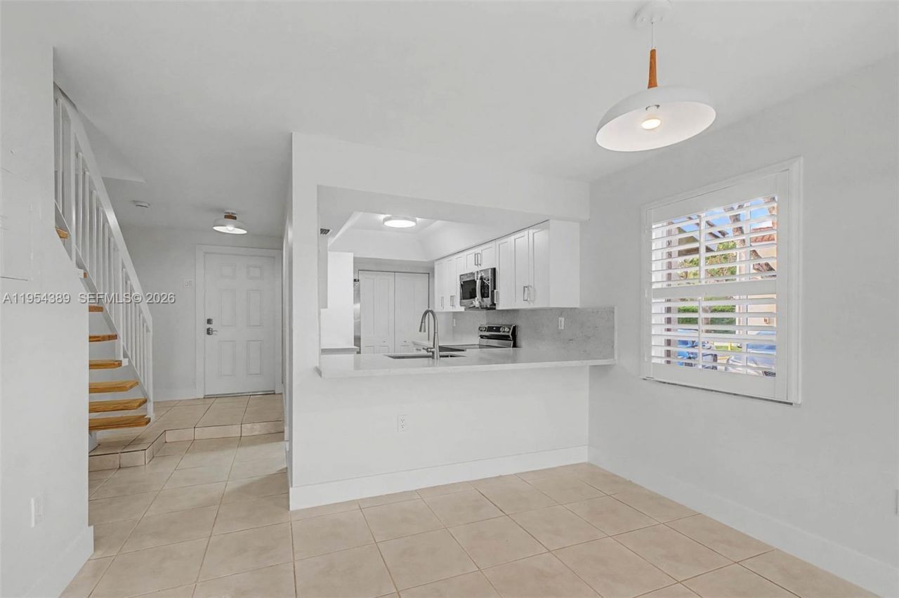 6560 SW 138th Ct, Unit 801, Miami, FL 33183 Photo