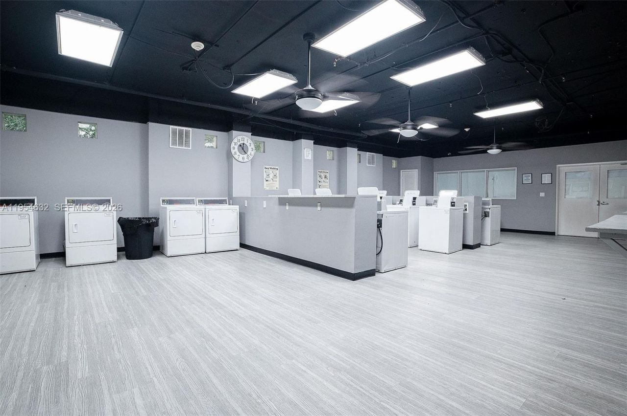 104 SW 9th St, Unit 1101, Miami, FL 33130 Photo