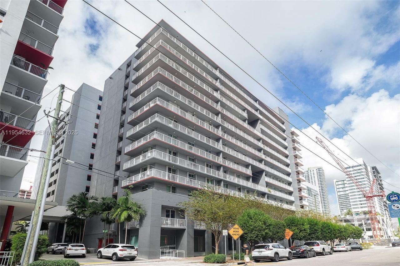 104 SW 9th St, Unit 1101, Miami, FL 33130 Photo