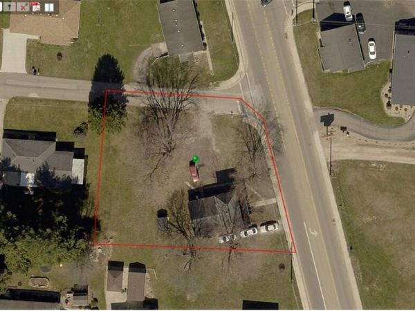 128 N Plains Road , The Plains, OH 45780