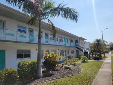 5945 21ST STREET N, Unit 18, ST PETERSBURG, FL 33714