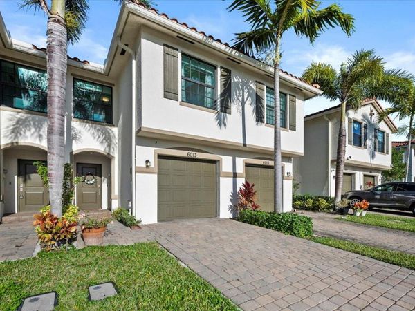 6013 Woods Edge Circle, Riviera Beach, FL 33410