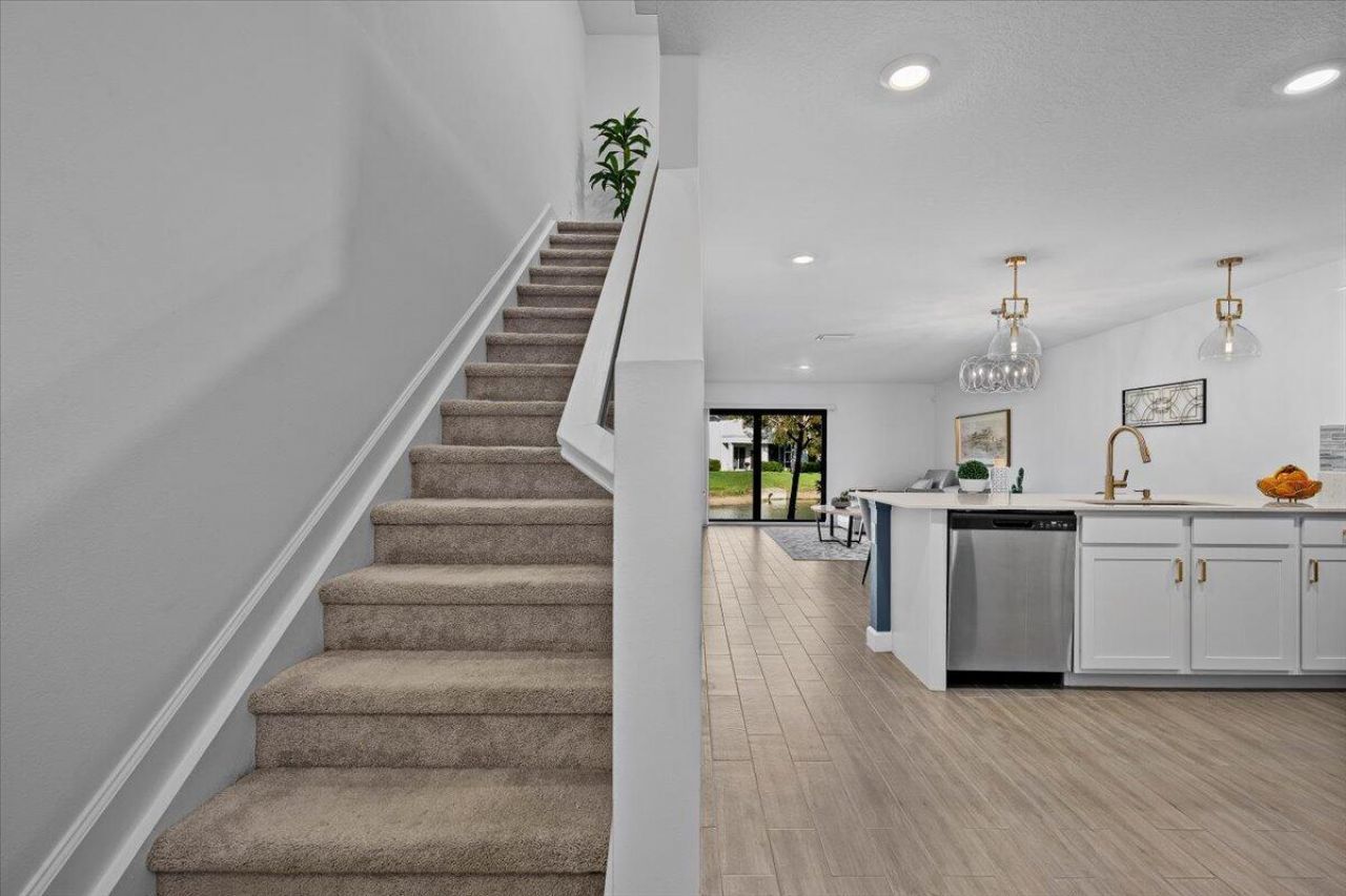 6013 Woods Edge Circle, Riviera Beach, FL 33410 Photo